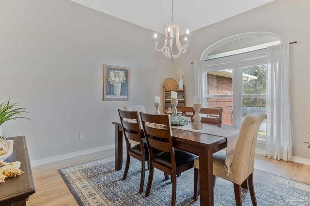 2407 Pine Forest Rd, Cantonment, FL 32533