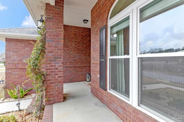 2407 Pine Forest Rd, Cantonment, FL 32533