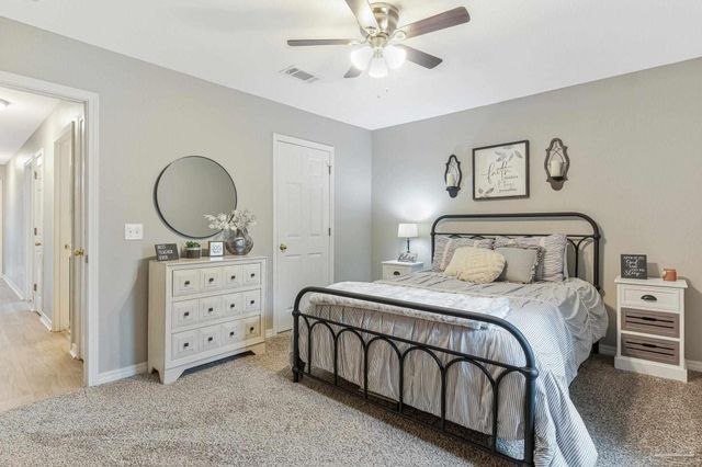 2407 Pine Forest Rd, Cantonment, FL 32533