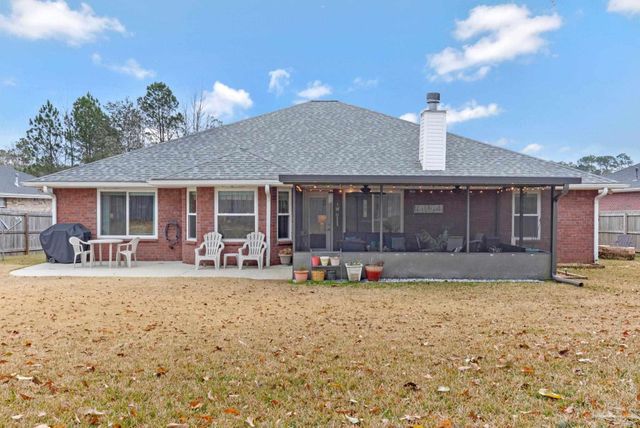 2407 Pine Forest Rd, Cantonment, FL 32533