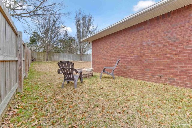 2407 Pine Forest Rd, Cantonment, FL 32533