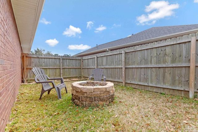 2407 Pine Forest Rd, Cantonment, FL 32533