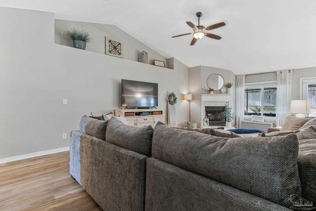 2407 Pine Forest Rd, Cantonment, FL 32533