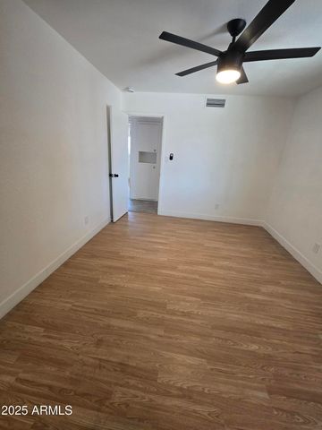 206 E Manhatton Drive, Tempe, AZ 85282