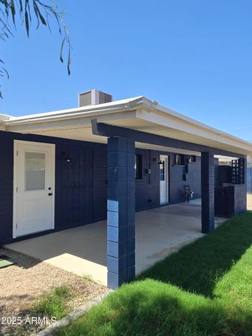 206 E Manhatton Drive, Tempe, AZ 85282