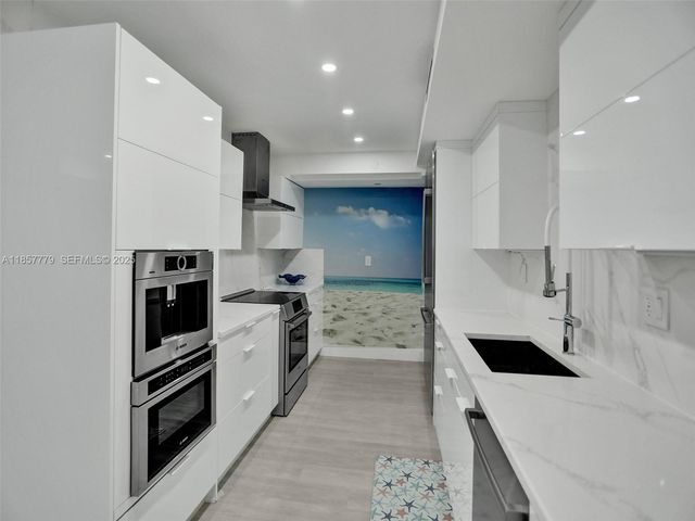 1155 Hillsboro Mile 202, Hillsboro Beach, FL 33062