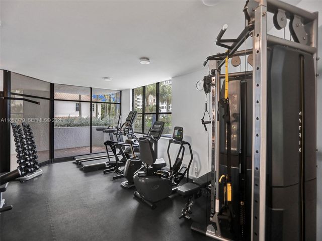 1155 Hillsboro Mile 202, Hillsboro Beach, FL 33062