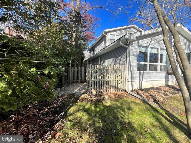26 SILVER LAKE DRIVE, Clayton, NJ 08312