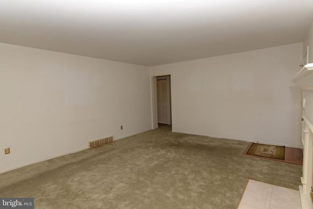 26 SILVER LAKE DRIVE, Clayton, NJ 08312