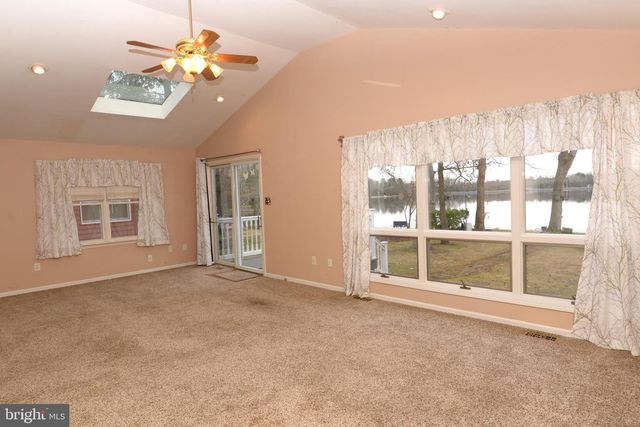 26 SILVER LAKE DRIVE, Clayton, NJ 08312