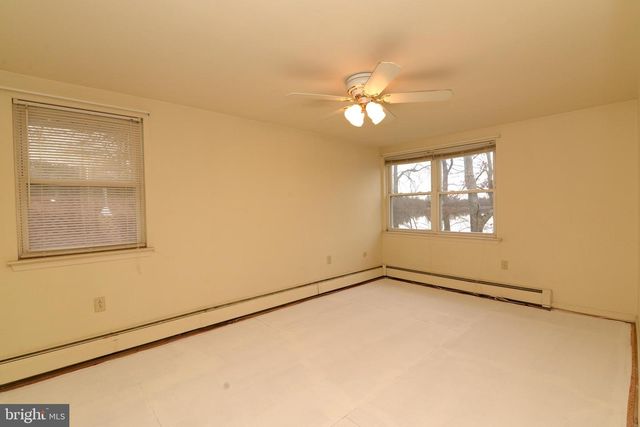 26 SILVER LAKE DRIVE, Clayton, NJ 08312