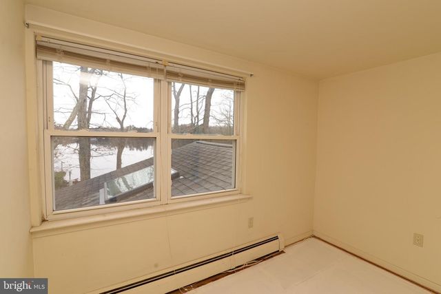 26 SILVER LAKE DRIVE, Clayton, NJ 08312