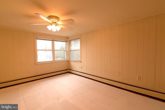 26 SILVER LAKE DRIVE, Clayton, NJ 08312