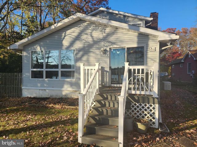26 SILVER LAKE DRIVE, Clayton, NJ 08312