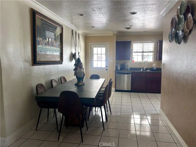 20551 Saticoy Street, Winnetka, CA 91306