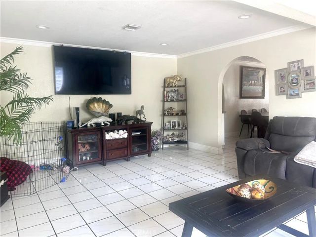 20551 Saticoy Street, Winnetka, CA 91306