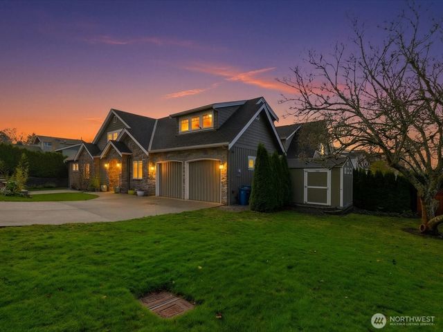 1040 6th Avenue S, Edmonds, WA 98020