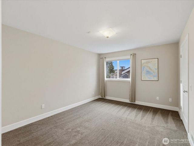 1040 6th Avenue S, Edmonds, WA 98020