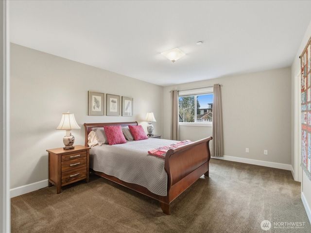 1040 6th Avenue S, Edmonds, WA 98020