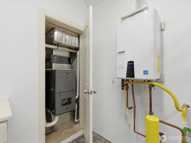 1040 6th Avenue S, Edmonds, WA 98020