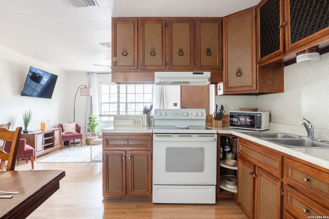 540 Southeast, New Braunfels, TX 78130