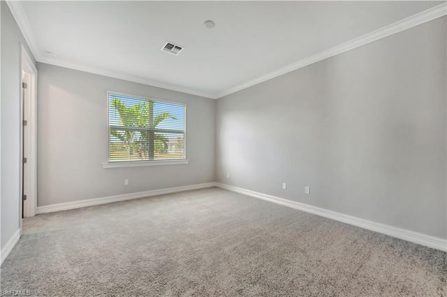 437 Tamarindo LN, Naples, FL 34114