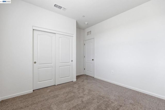 2261 Hewins Street, Manteca, CA 95337