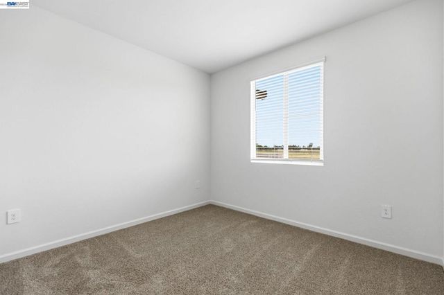 2261 Hewins Street, Manteca, CA 95337