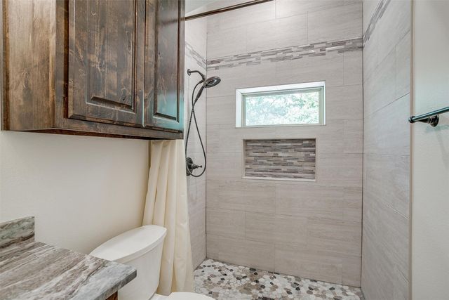 313 Broken Rd Road, Perrin, TX 76486