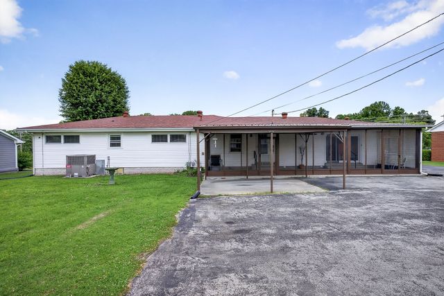 445 W Broad St, Smithville, TN 37166