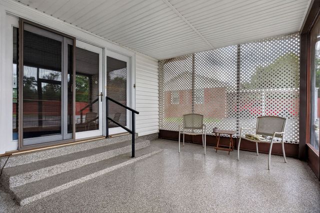 445 W Broad St, Smithville, TN 37166