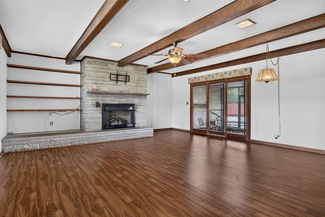 445 W Broad St, Smithville, TN 37166