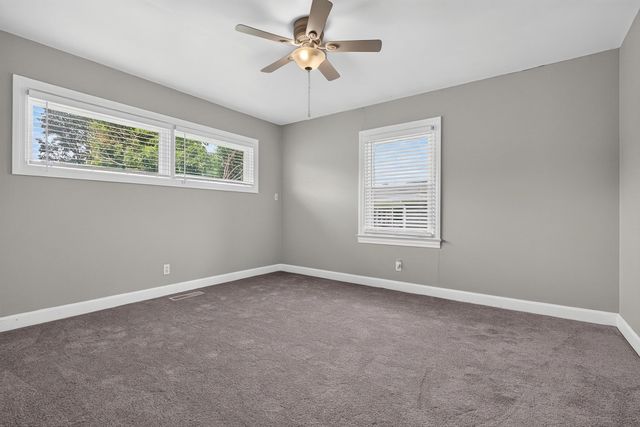 445 W Broad St, Smithville, TN 37166