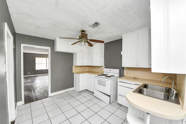 1501 Sheridan Road, Pasadena, TX 77502