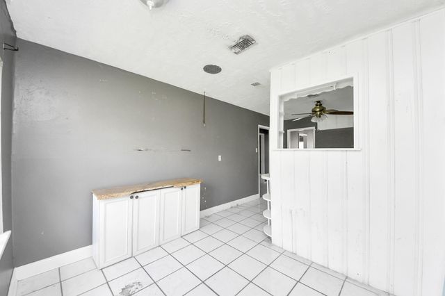 1501 Sheridan Road, Pasadena, TX 77502