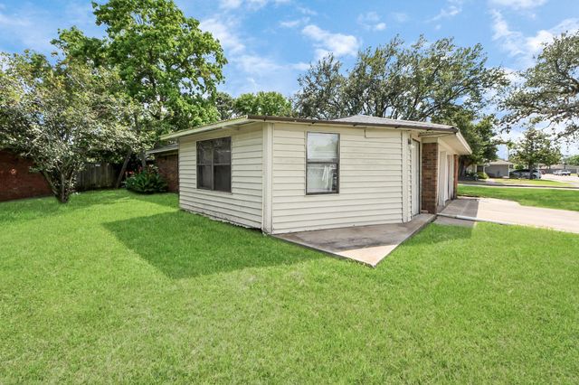 1501 Sheridan Road, Pasadena, TX 77502