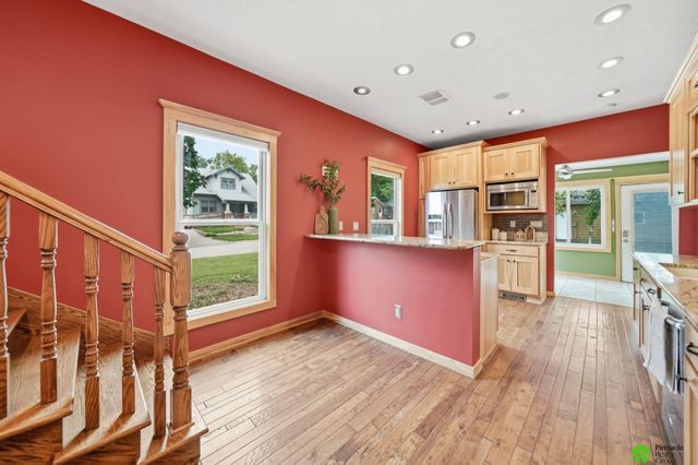 702 Sumner Street, Lincoln, NE 68502
