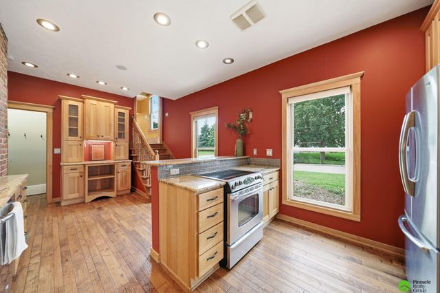 702 Sumner Street, Lincoln, NE 68502