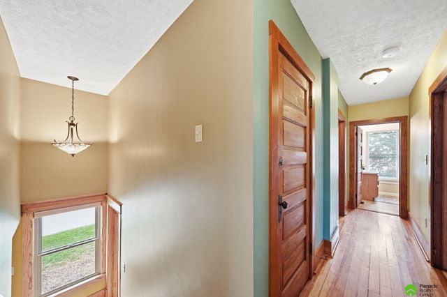 702 Sumner Street, Lincoln, NE 68502