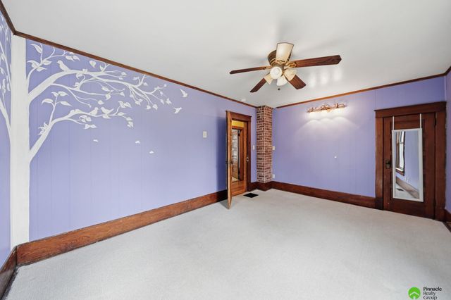 702 Sumner Street, Lincoln, NE 68502