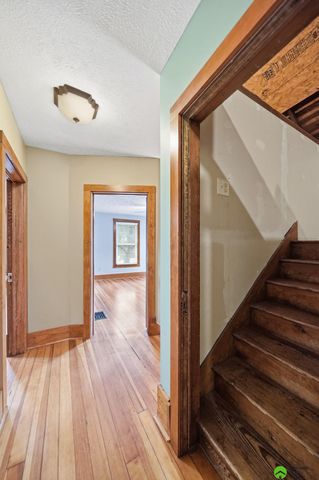 702 Sumner Street, Lincoln, NE 68502