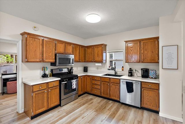 1129 Sanford Street, Muskegon, MI 49441