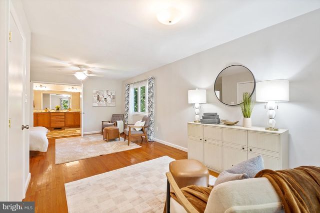 11005 RING RD, Reston, VA 20190