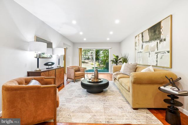 11005 RING RD, Reston, VA 20190