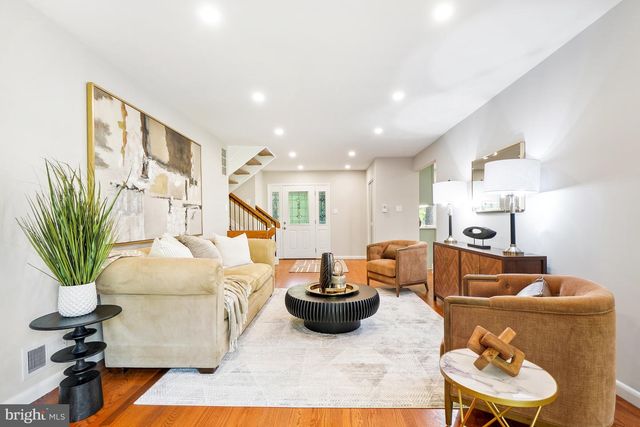 11005 RING RD, Reston, VA 20190