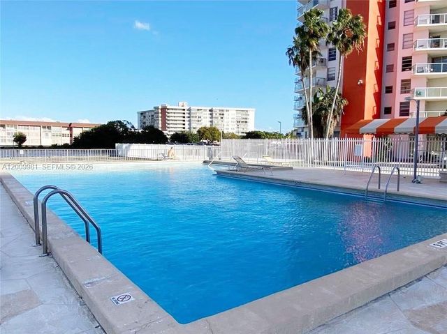 1351 NE Miami Gardens Dr 712E, Miami, FL 33179