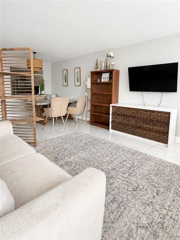 1351 NE Miami Gardens Dr 712E, Miami, FL 33179