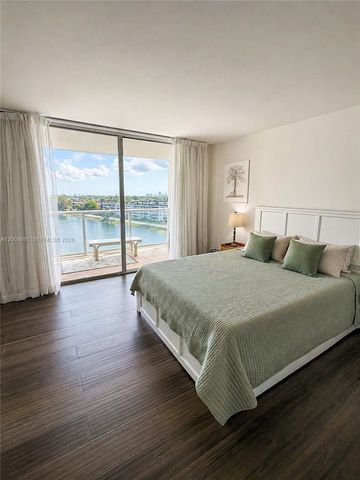 1351 NE Miami Gardens Dr 712E, Miami, FL 33179