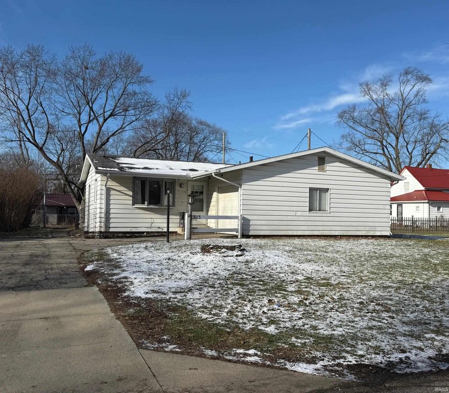 2113 Frances Avenue, Elkhart, IN 46517
