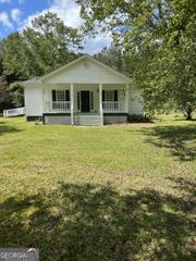 871 Clearwater Road, Sharpsburg, GA 30277